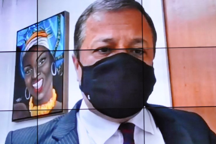 Durante a sessão ordinária, o deputado Amarildo Cruz fez duras críticas à política de preço adotada pela Petrobras