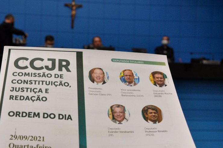 A reunião da CCJR aconteceu de forma remota, na manhã desta quarta-feira