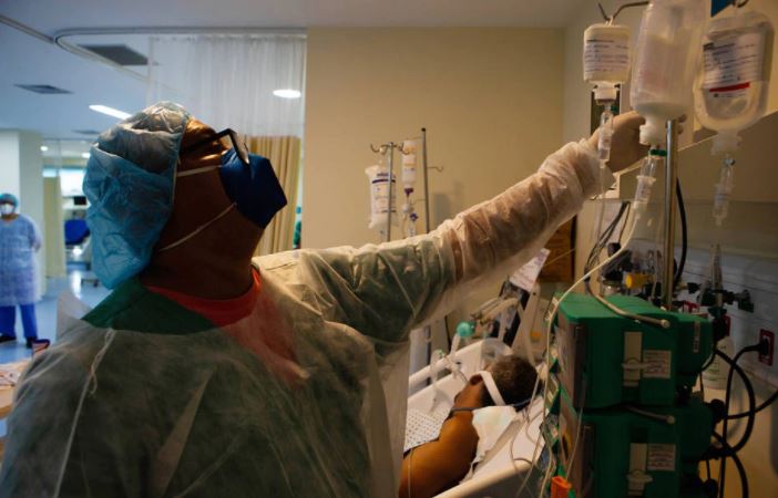 Leito de UTI de covid-19 em hospital carioca