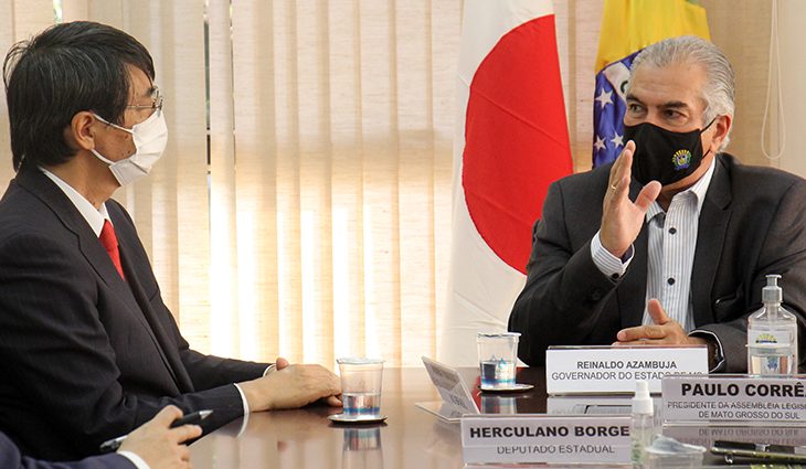 Reinaldo Azambuja conversou sobre os atrativos turísticos, a política de desenvolvimento sustentável e os potenciais de investimentos no Estado