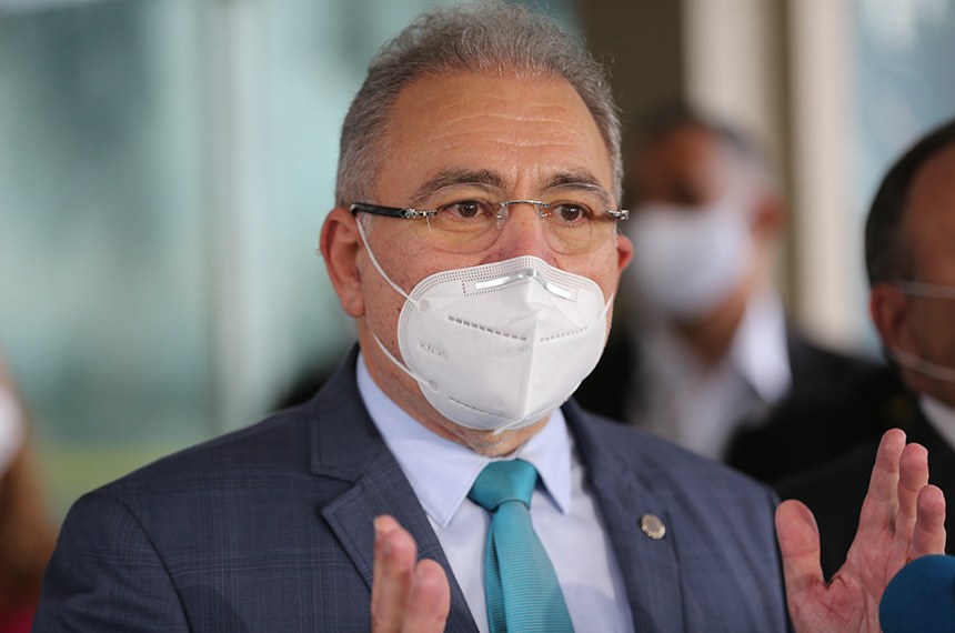 Queiroga é o ministro da Saúde