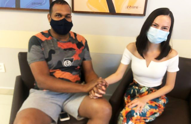 Um caso recente de transplante entre pessoas vivas, foi o da Lorena Teixeira Webster, de 32 anos, que após oito anos de espera e um diagnóstico de lúpus, recebeu um rim, doado pelo esposo, Washington Torres Magalhães