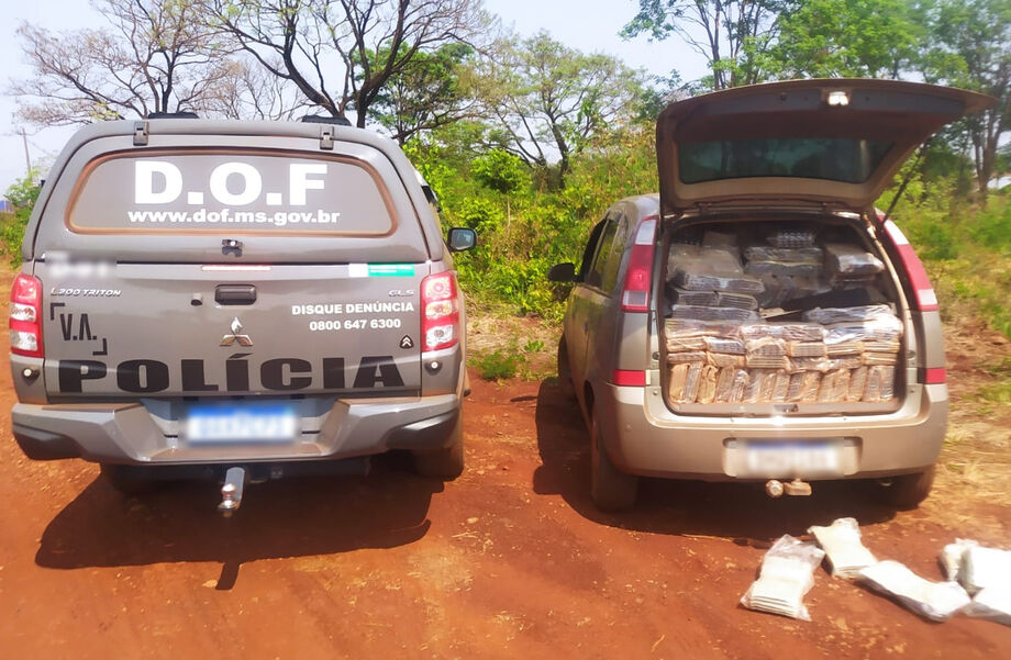 Meriva carregada com 50 mil unidades de isqueiros contrabandeados do Paraguai