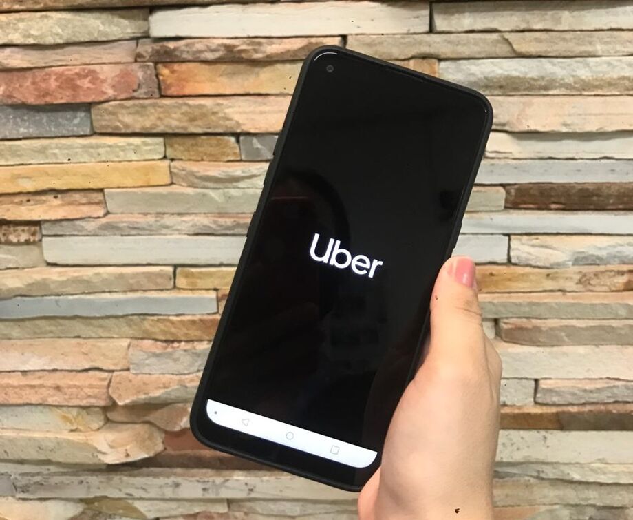 Uber e 99 Pop anunciaram nesta semana o reajuste no valor das corridas