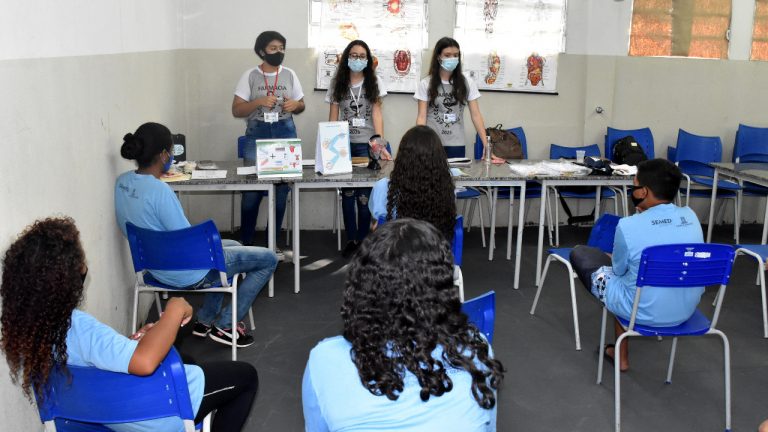 Projeto orienta e acolhe alunas da Reme em período menstrual