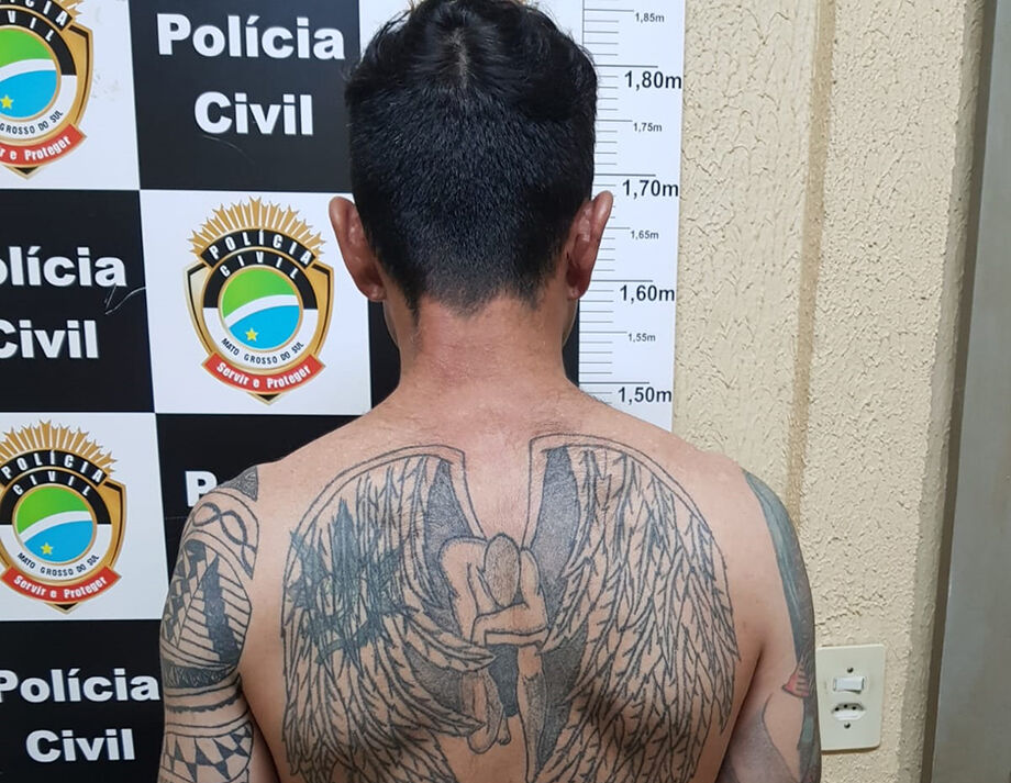 Com ele foi apreendida uma pistola 9mm, com nove munições intactas