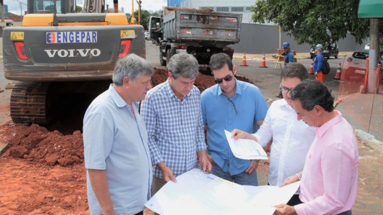 Prefeito Marquinhos Trad cumpre agenda em Brasília