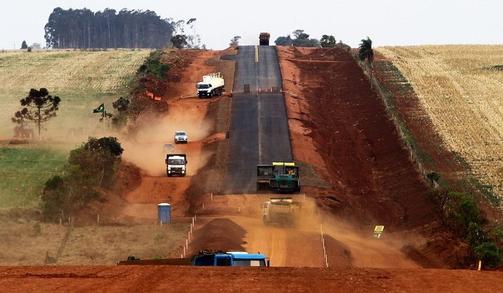 Pavimentação da rodovia em Capão Seco