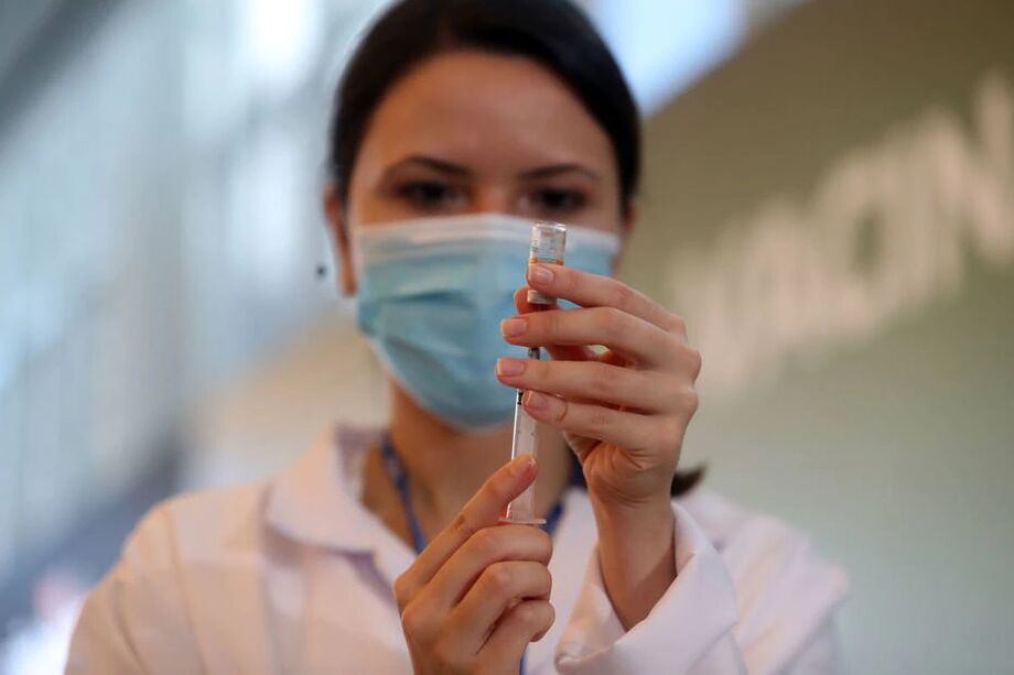 Brasil aplica vacinas contra a covid-19 de quatro fabricantes diferentes