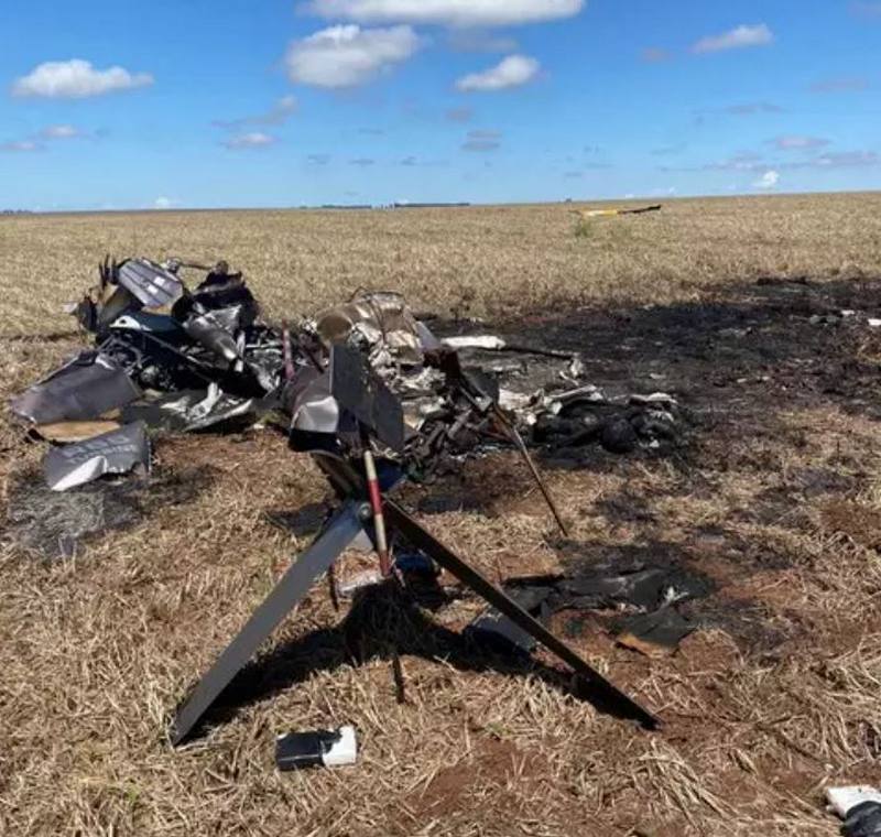 Helicóptero caiu em propriedade rural