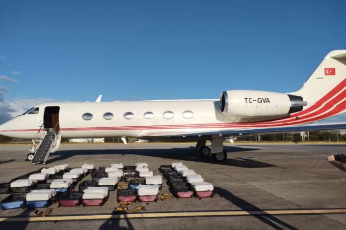 PF apreendeu em agosto 1,3 tonelada de cocaína em jato executivo no aeroporto de Fortaleza