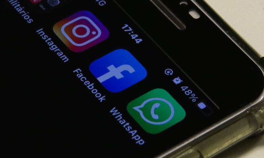 a partir das próximas semanas, vai inserir rótulos em postagens sobre eleições com redirecionamento de usuários para a página da Justiça Eleitoral na internet
