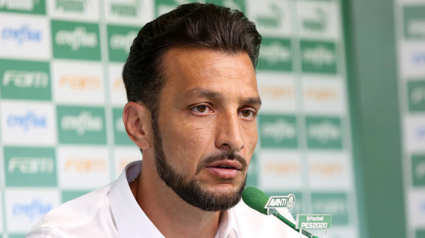 Edu Dracena deixa o Palmeiras e volta para o Santos