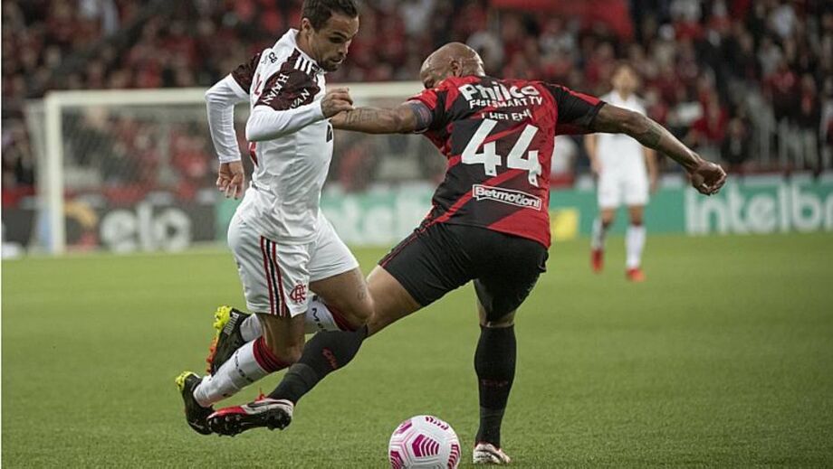 Athletico e Flamengo se enfretaram nesta quarta-feira na Arena da Baixada