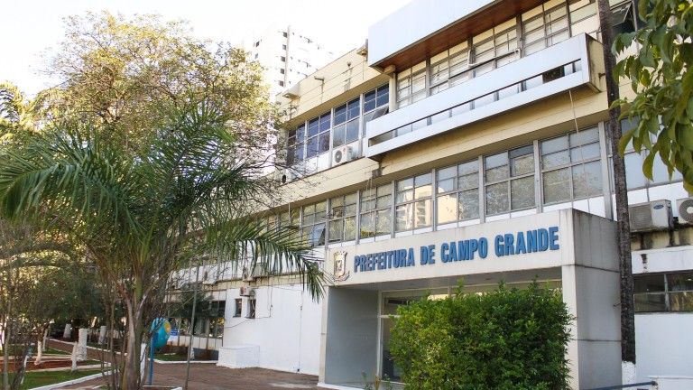 Os candidatos classificados irão atuar no regime de contratação emergencial em caráter temporário e serão convocados para atuar em setores específicos da Prefeitura