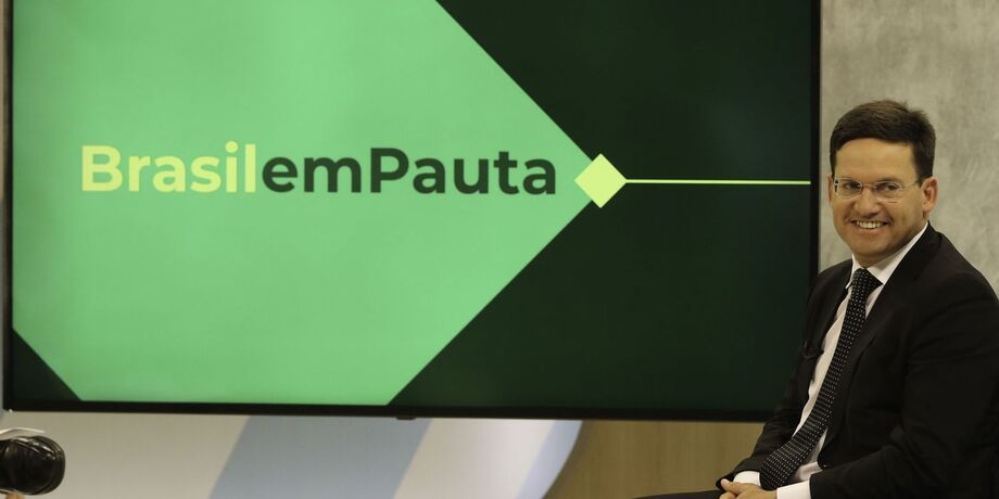 Ministro da Economia é o entrevistado do Brasil em Pauta