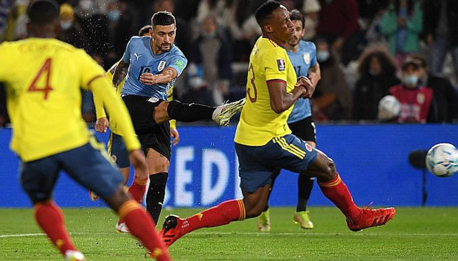 Seleção uruguaia confirma lesão e De Arrascaeta não enfrenta o Brasil