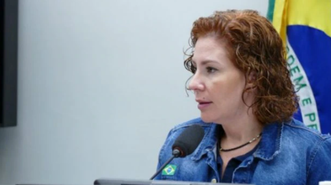 A deputada Carla Zambelli