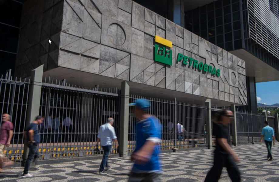 A atual política de preços da Petrobras completou cinco anos neste mês de outubro