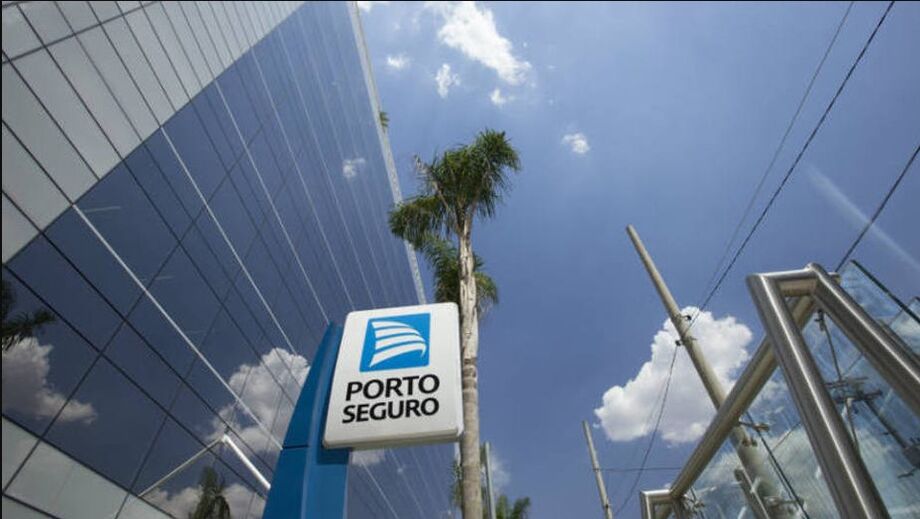 a Porto Seguro informou não ter identificado vazamento de dados tanto de suas bases quanto das bases de controladas, clientes ou parceiros, incluindo dados pessoais