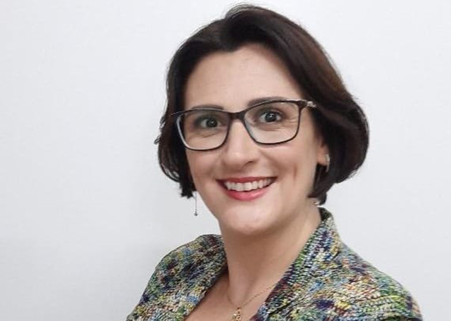 Dra. Priscila Rebanda é advogada, especialista em Direito Previdenciário e Direito Previdenciário Internacional Brasil Portugal e Nacionalidade Portuguesa