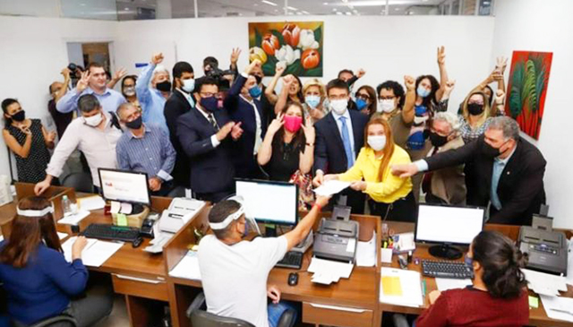 A advogada fez o registro de sua candidatura na última quinta-feira (14)