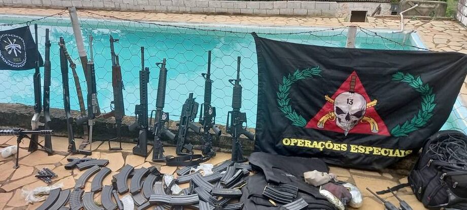 Operação da PM e PRF resultou na apreensão de armas e explosivos em Varginha