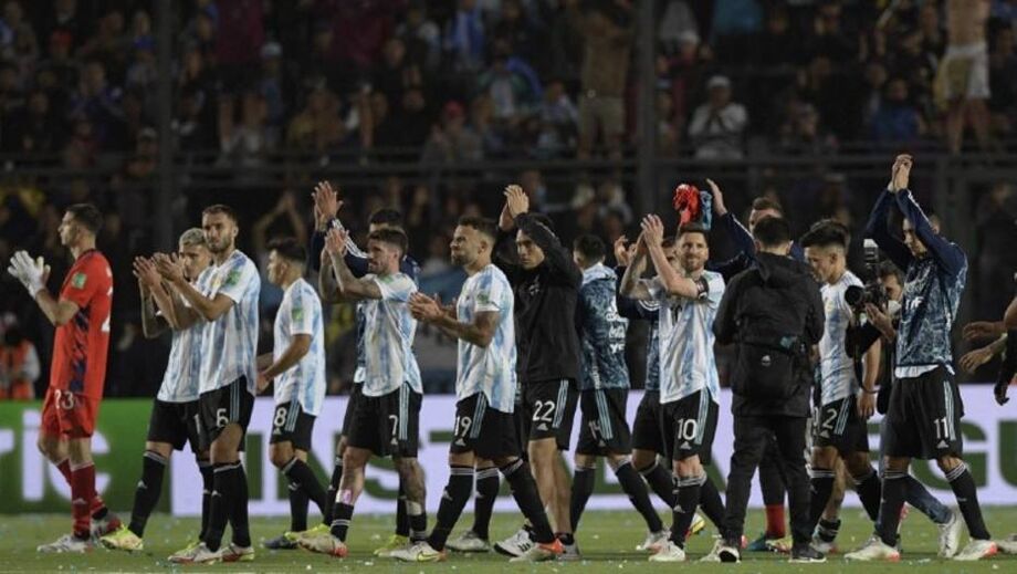 Argentina garantiu vaga na Copa do Mundo de forma invicta, assim como o Brasil. Time de Lionel Messi está sem perder desde 2019