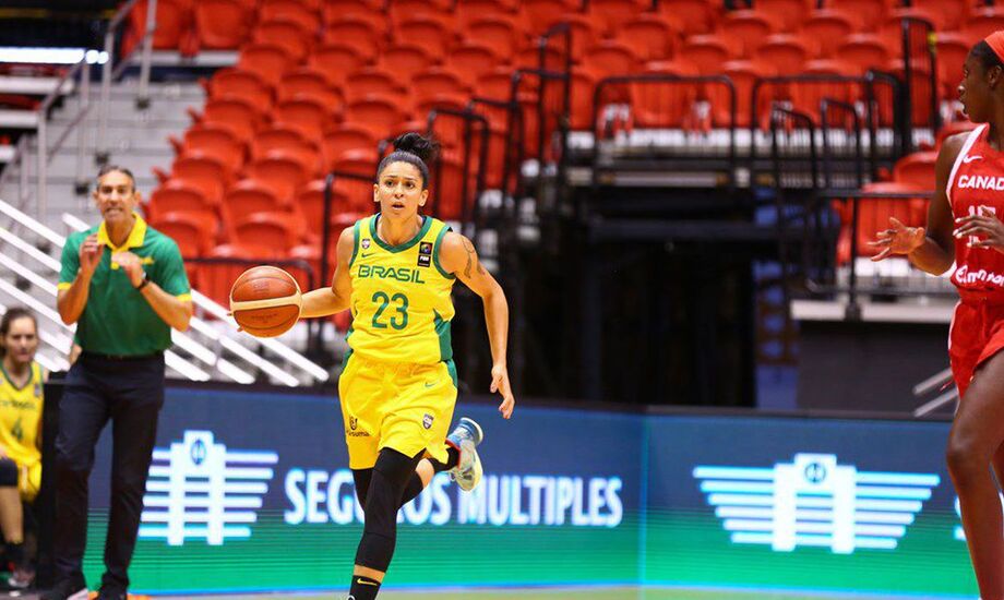 Para buscar a vaga no Mundial, o Brasil inicia sua preparação no dia 21 de janeiro, com treinos ainda em solo brasileiro