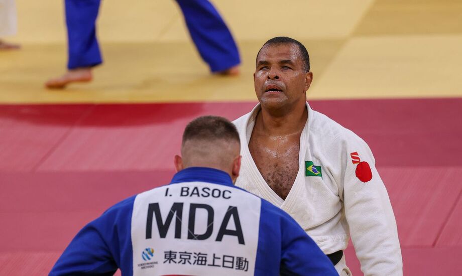 Aos 51 anos, Tenório se vê apto a competir nos Jogos de Paris (França)