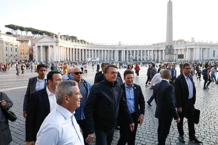 Bolsonaro chega a Anguillara Veneta, na Itália, para receber título honorário