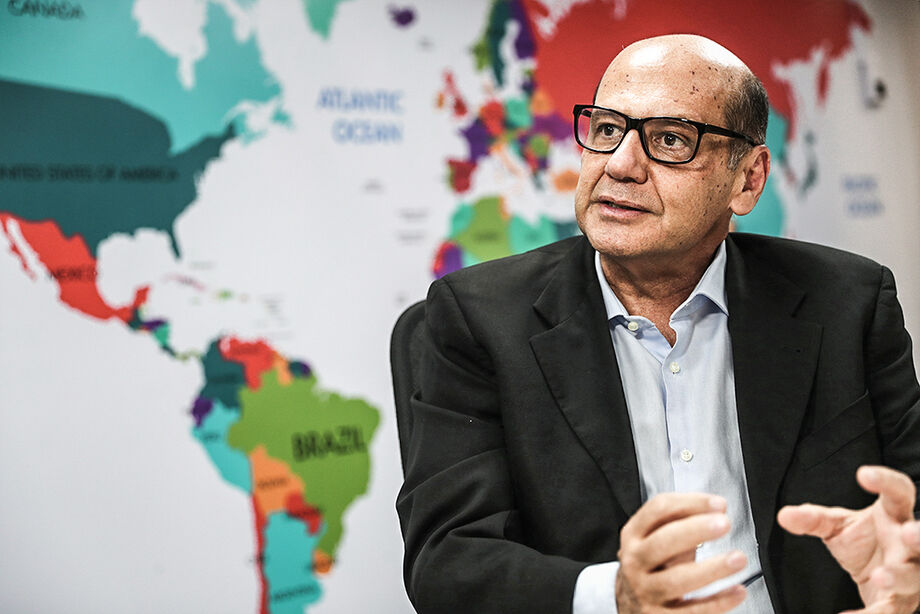 Diretor do Instituto Butantan, Dimas Covas