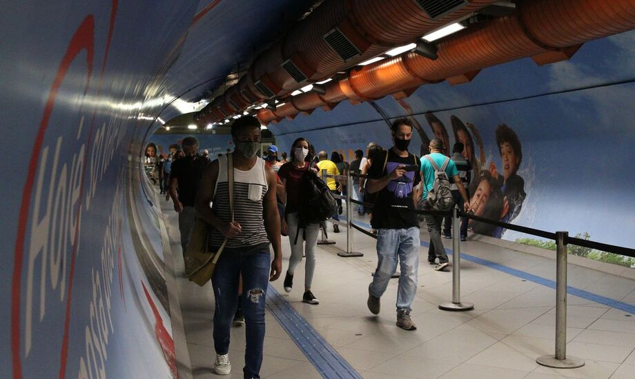 Até esta quarta-feira, 21.035.263 pessoas já se recuperaram da covid-19