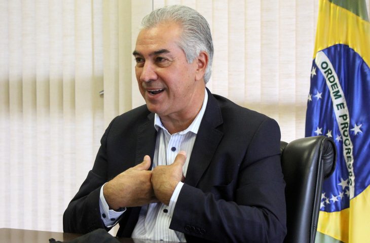 Reinaldo Azambuja entrega projetos de reajuste dos servidores públicos nesta terça-feira
