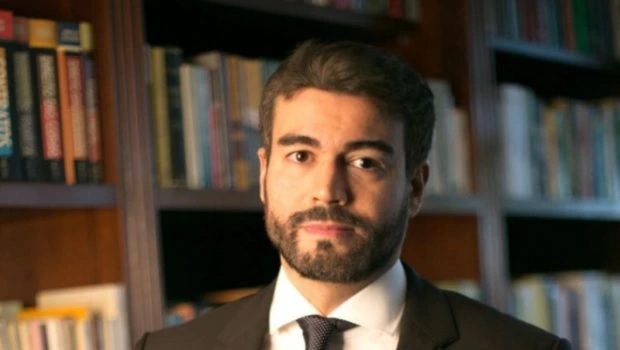 José Maciel Sousa Chaves é advogado, especialista em Direito Constitucional Tributário pela PUC/SP, Direito e Processo Penal, juiz do Tribunal Administrativo Tributário de MS e mestrando em Direito pelo IDP/DF