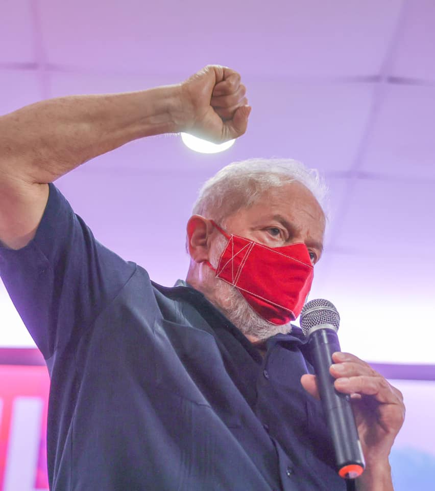 Lula dá início a agenda internacional para mostrar que 'outro Brasil é possível'