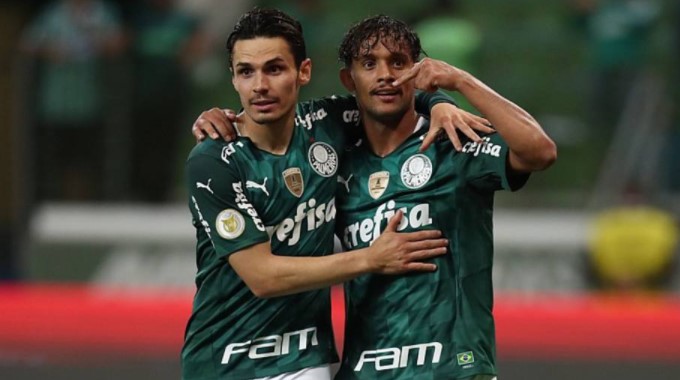 Raphael Veiga e Gustavo Scarpa comandam triunfo alviverde no Allianz Parque