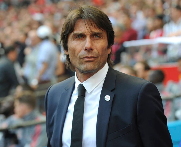 O técnico Antonio Conte