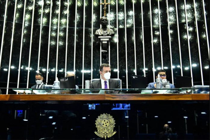 Plenário do Senado, com Rodrigo Pacheco (PSD-MG) à frente; agenda no Senado reúne votação da PEC dos Precatórios e sabatina de André Mendonça ao STF