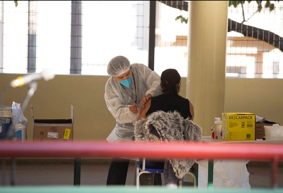 Brasil tem 118,8 milhões de pessoas totalmente imunizadas contra a covid-19