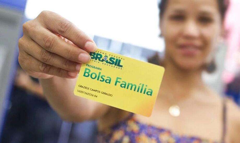 Auxílio Brasil é o programa que deve substituir o Bolsa Família