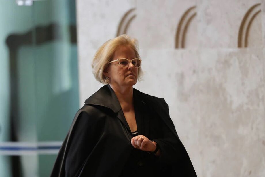 A possibilidade de o julgamento terminar empatado é aventada por pessoas próximas aos ministros por causa da falta de consenso sobre o orçamento secreto
