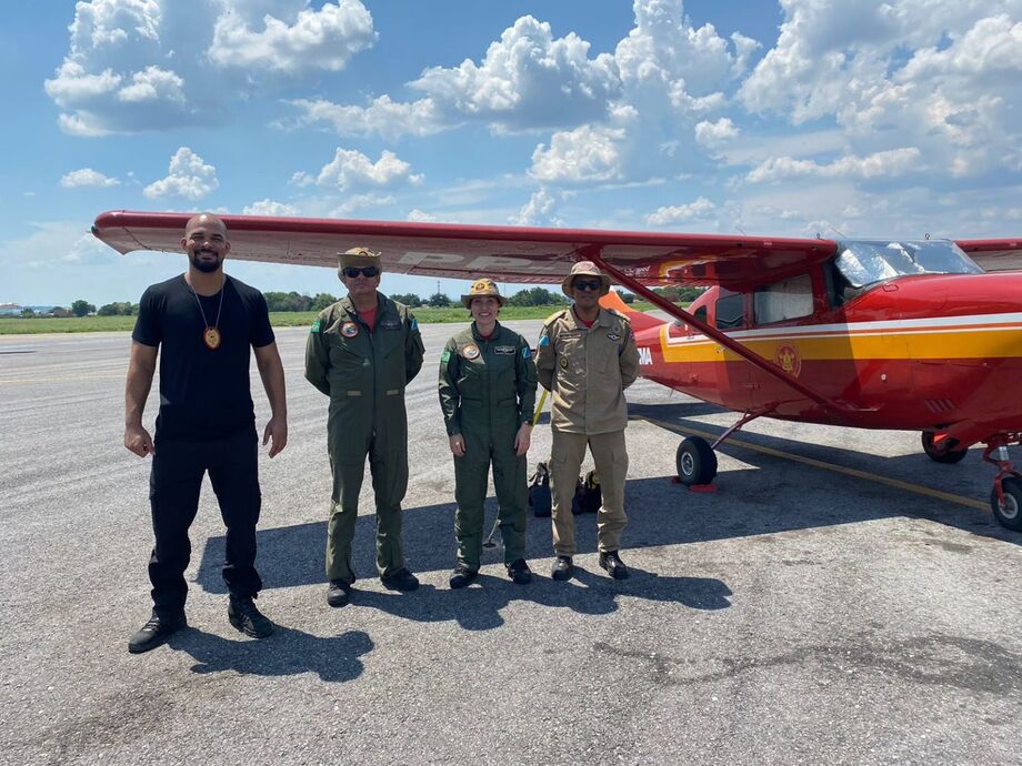 Durante o monitoramento, foram constatados diversos focos de incêndio próximos a duas fazendas na região do Pantanal