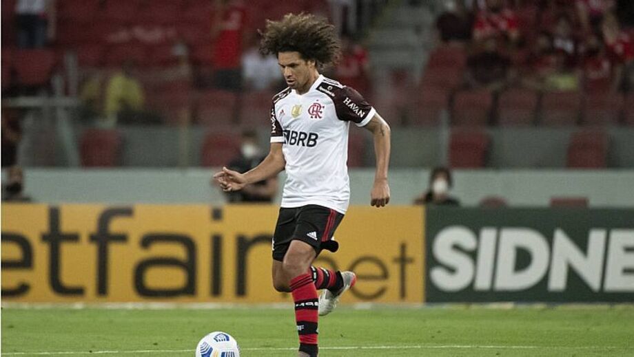 Volante flamenguista, Willian Arão