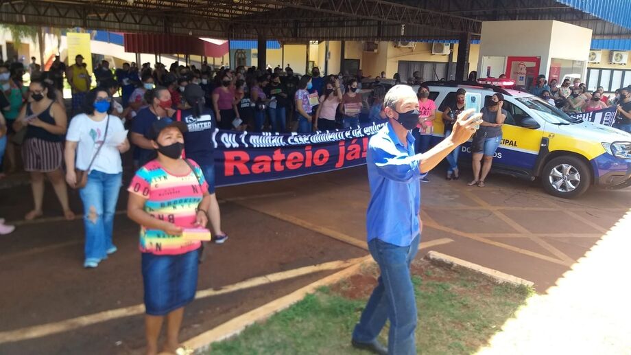 Educação é prioridade no mandato de Ishy, que historicamente faz a defesa da categoria