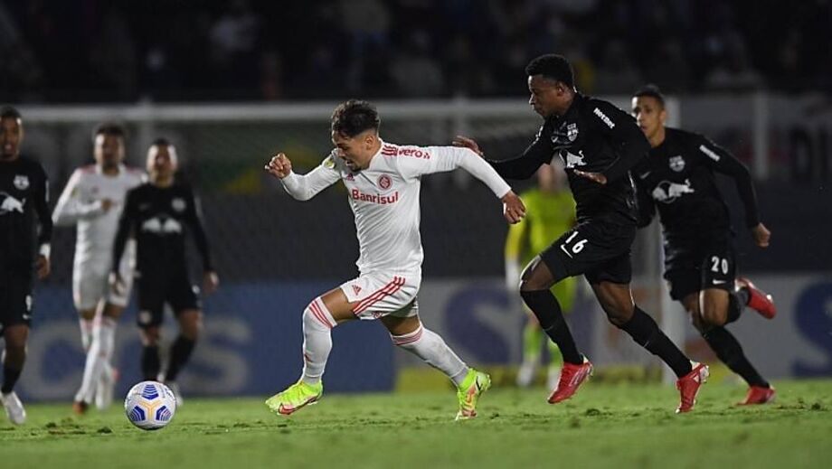 Em má fase, Red Bull Bragantino e Internacional mediram forças no Nabi Abi Chedid
