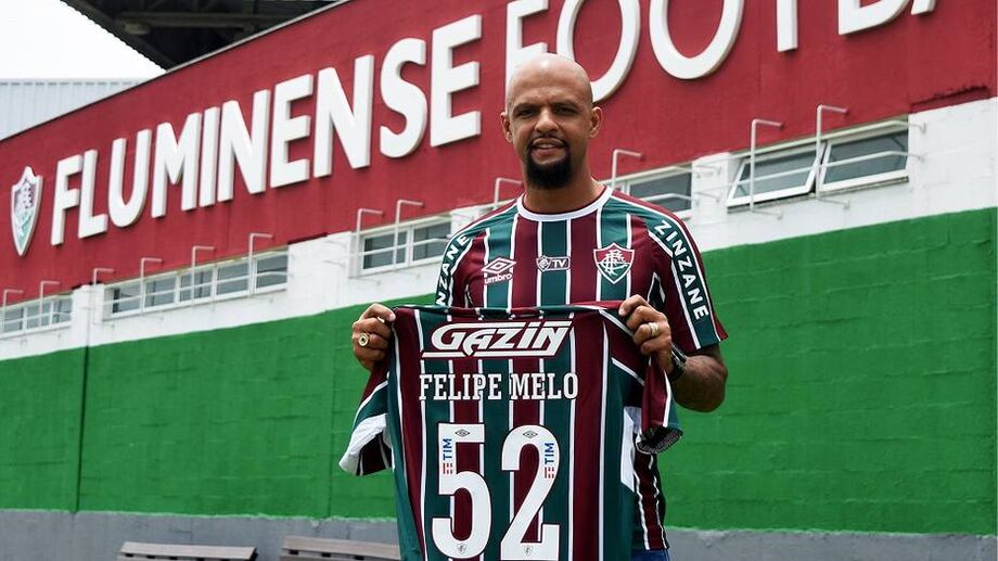 Fluminense anunciou a contratação do volante Felipe Melo, ex-Palmeiras