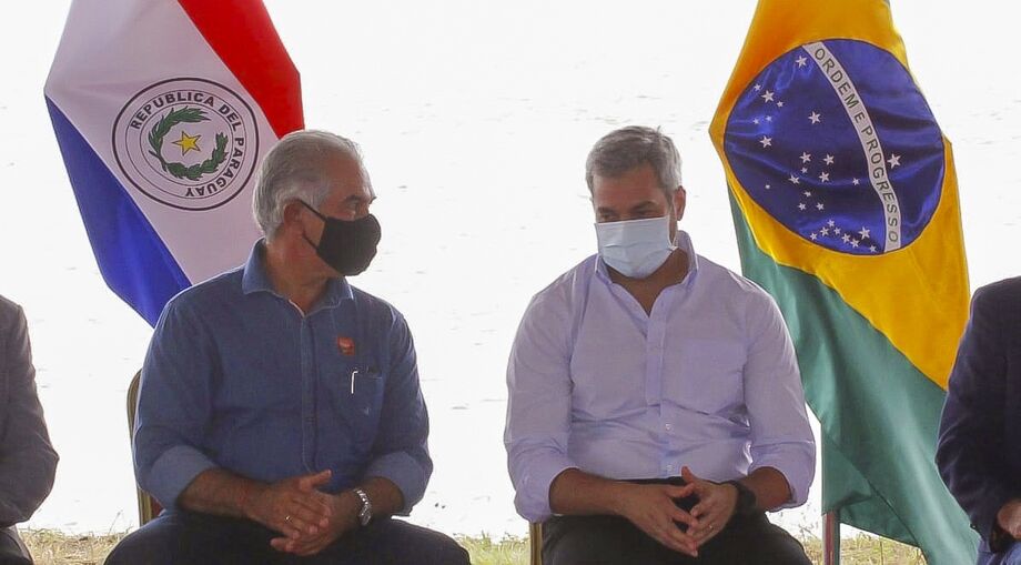 O governador Reinaldo Azambuja e presidente do Paraguai, Magdo Benitez