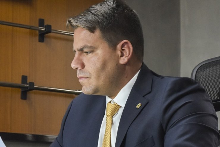 O deputado Capitão Contar
