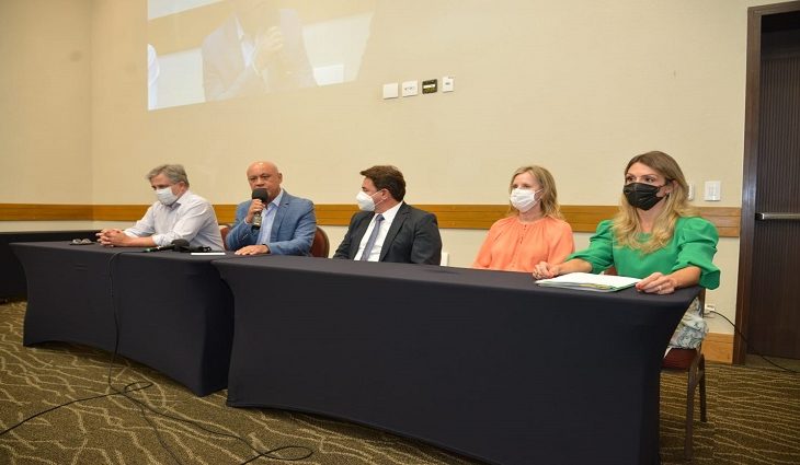 A expansão da concessão das rodovias, os projetos locais do marco ferroviário, a abertura do mercado do gás. Esses foram também temas do painel técnico do primeiro dia do Seminário